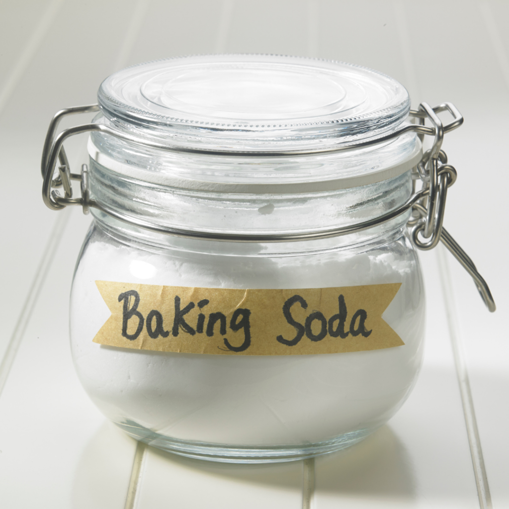 baking soda destroys odor
